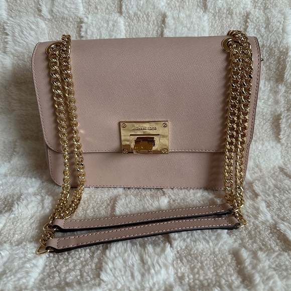NWT!RARE! MK Michael Kors Tina Medium Leather Shoulder Flap Crossbody 35T7GT4F2L - Picture 1 of 10